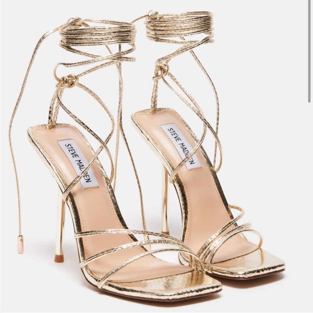 ✨ Steve Madden Evita Heels in Gold ✨